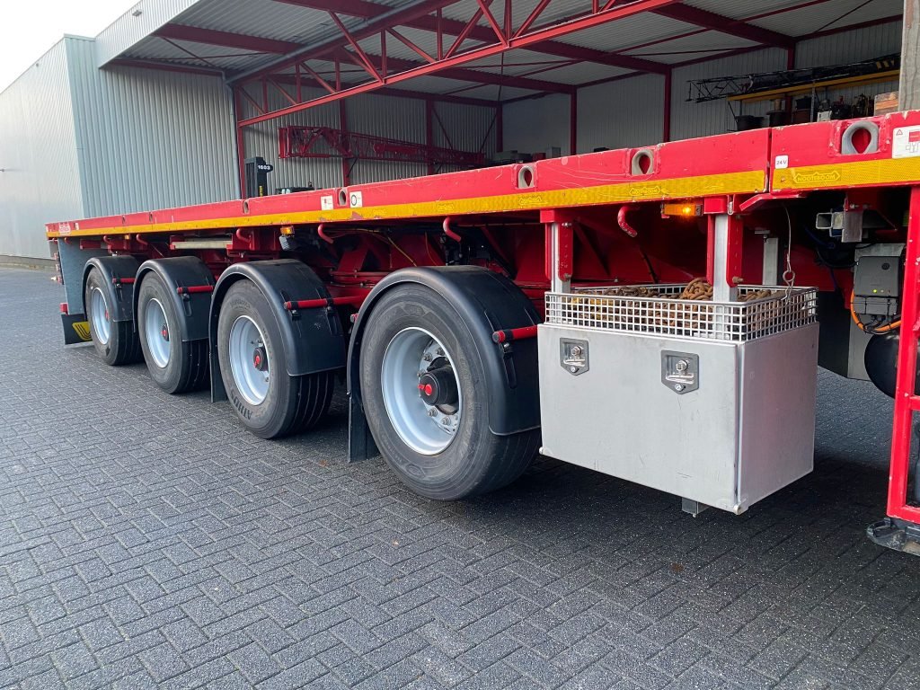 WhatsApp Image 2024-11-26 at 09.53.25 (1)