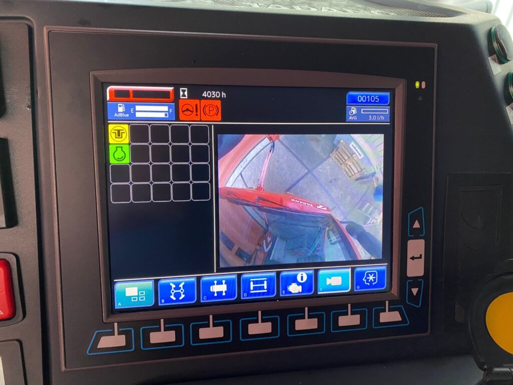 WhatsApp Image 2025-03-22 at 18.58.12 (2)