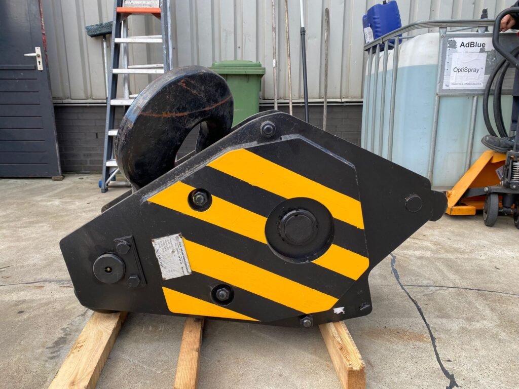 WhatsApp Image 2026-04-14 at 16.46.00 (2)